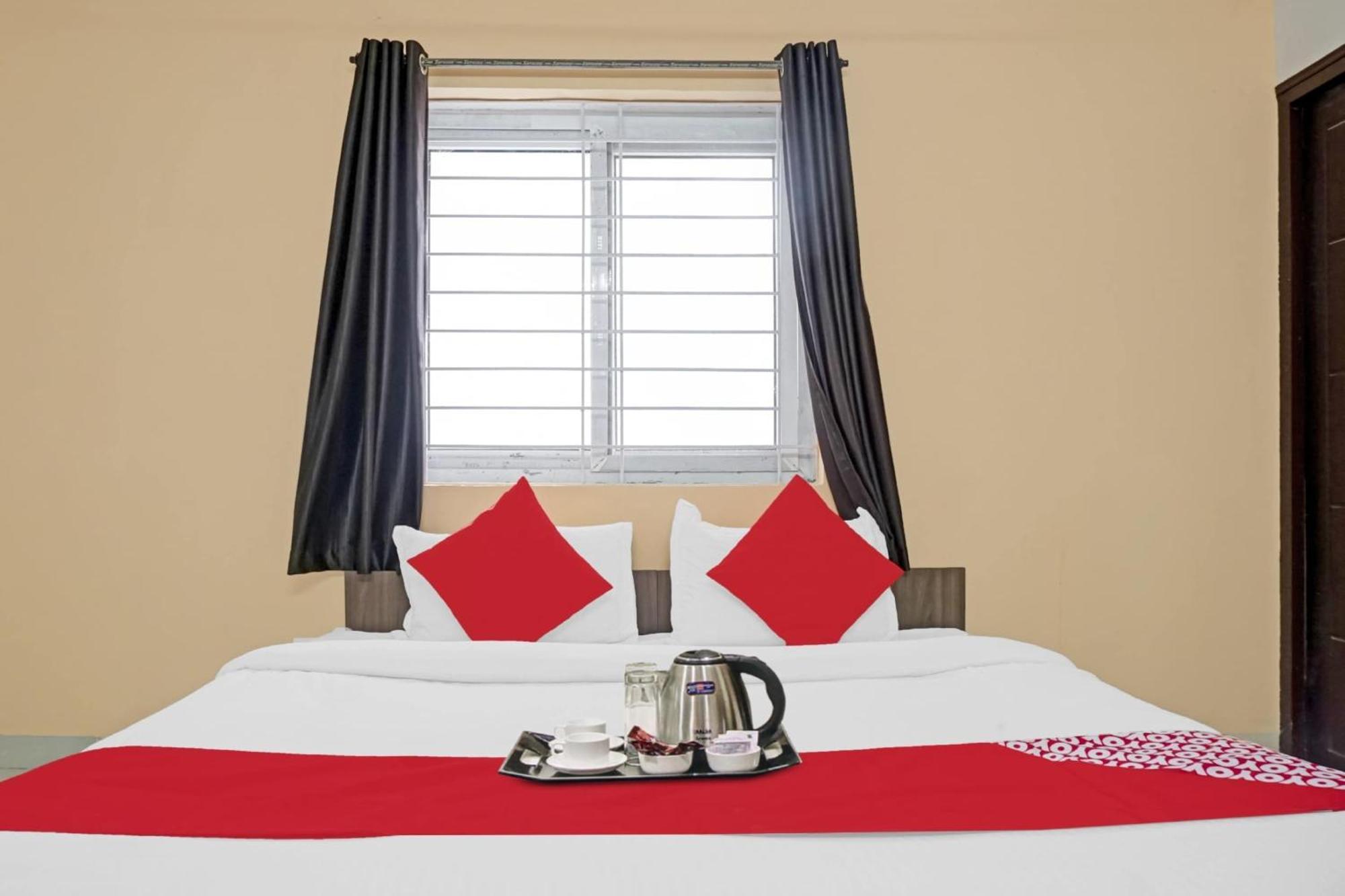 Hotel O Sapphire Homes Stay Hinjawadi Buitenkant foto